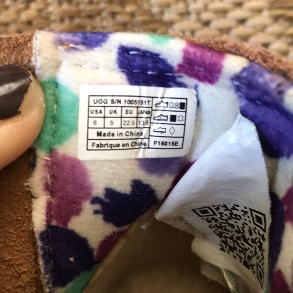 Uggs! - Picture 4 of 5